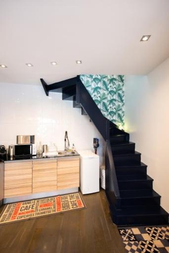 Maison Triplex Jj - Ecrin Verdoyant Au Coeur De Lyon Luaran gambar