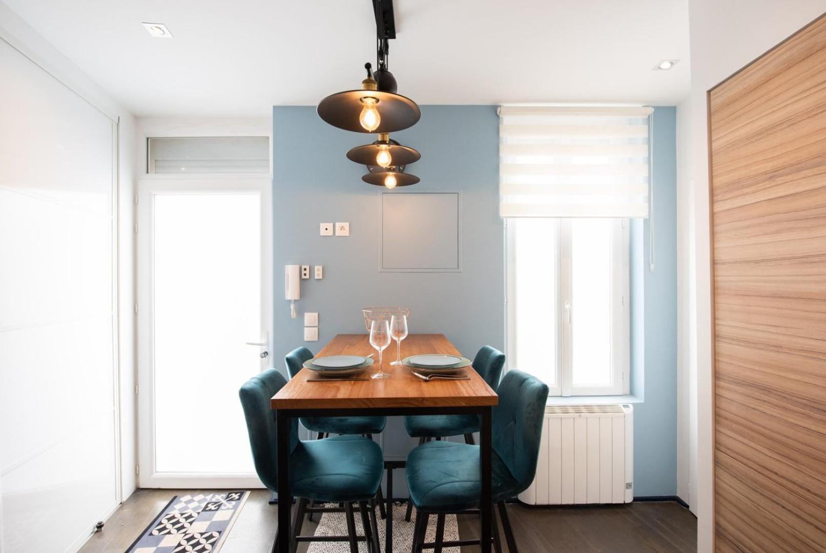 Maison Triplex Jj - Ecrin Verdoyant Au Coeur De Lyon Luaran gambar